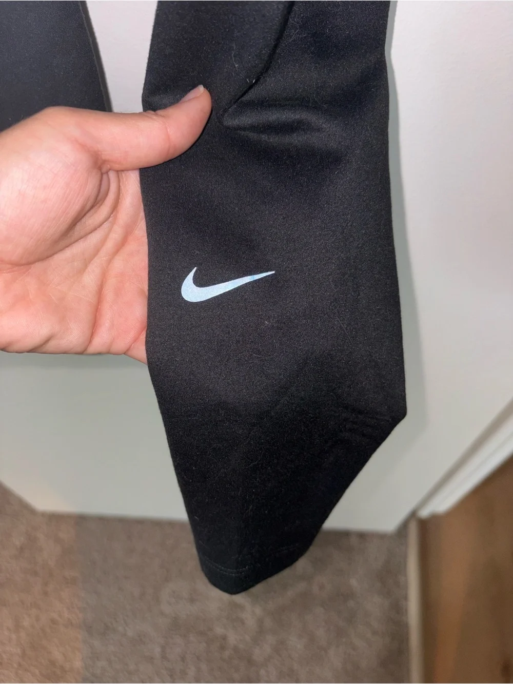 Nike sleek black